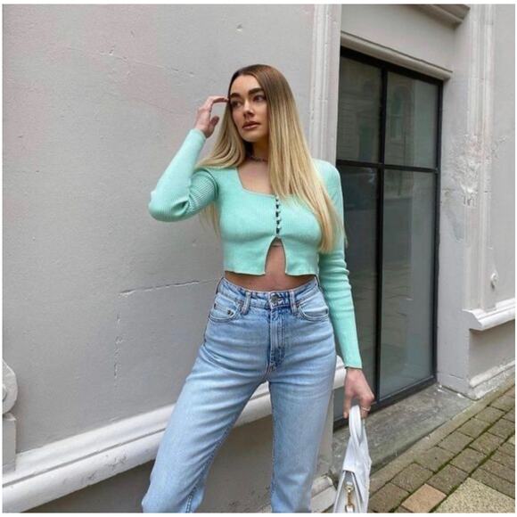 ZARA BLOGGER FAVORITE KNIT CROPPED JACKET - Picture 4 of 13